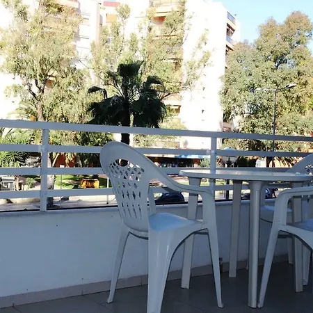 아파트 Apartbeach Royal 살루