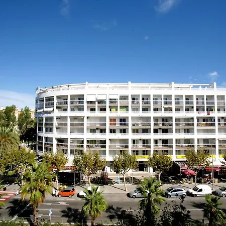 Apartbeach Royal * Salou
